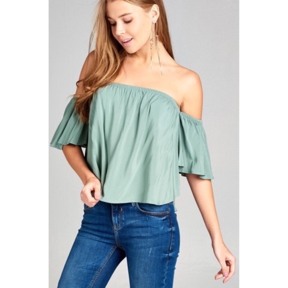 SALE ❤️ NEW Mint Off Shoulder Top! Last One! ✨ - Picture 3 of 6